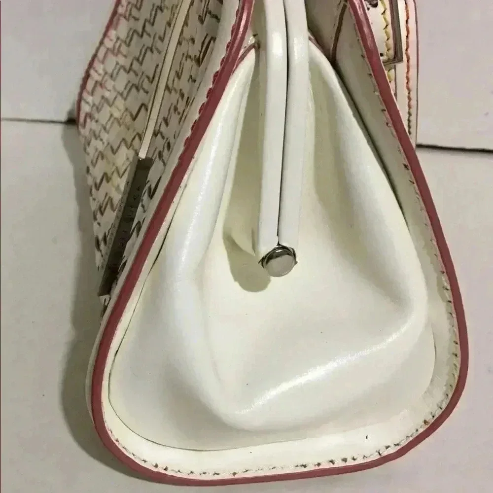 Elliott Lucca White Woven leather Handel bag